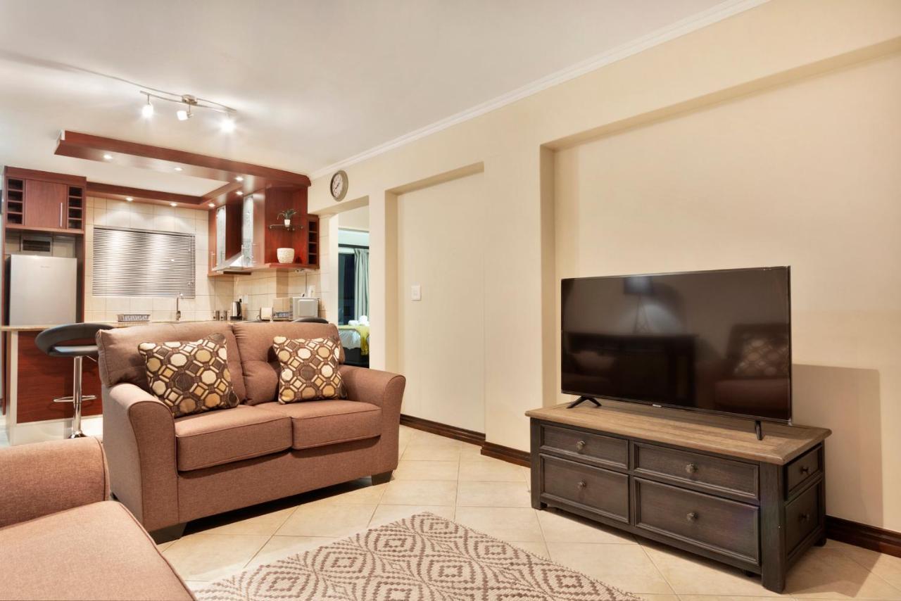 Sandy Bay 12b By Hostagents Apartment *