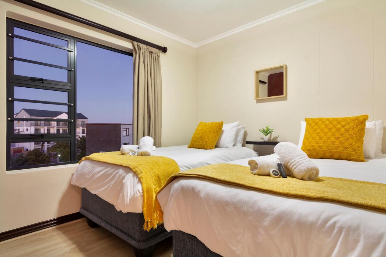 Apartment Sandy Bay 12b By Hostagents Cape Town